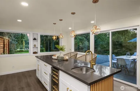 2137 N 128th Street Seattle WA 98133