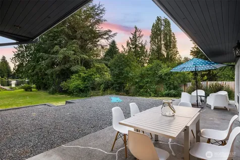 2137 N 128th Street Seattle WA 98133