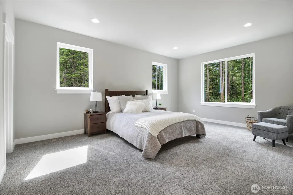30732 419th Avenue NE Arlington WA 98223