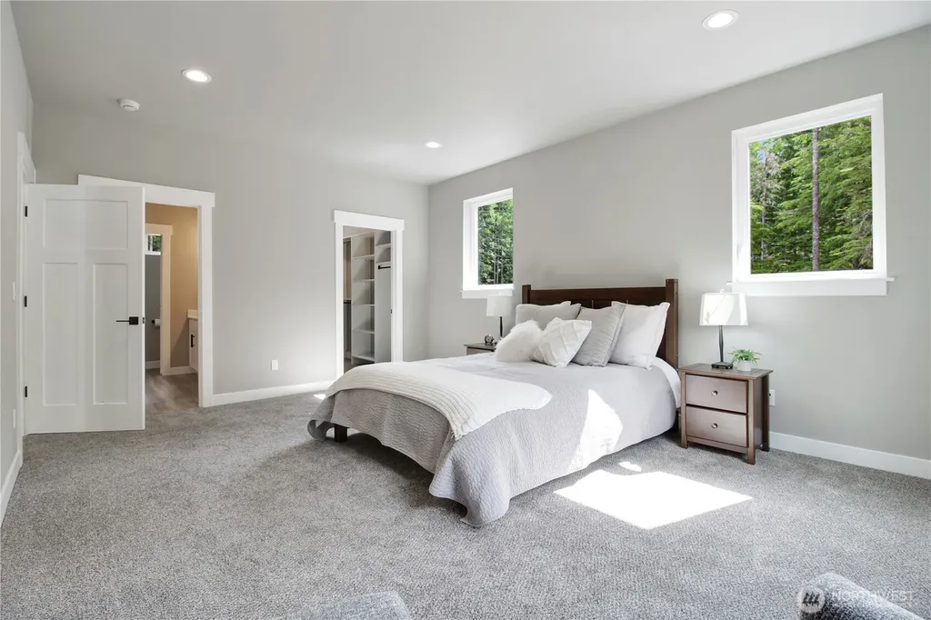 30732 419th Avenue NE Arlington WA 98223