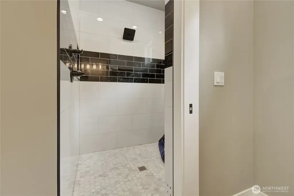 30732 419th Avenue NE Arlington WA 98223