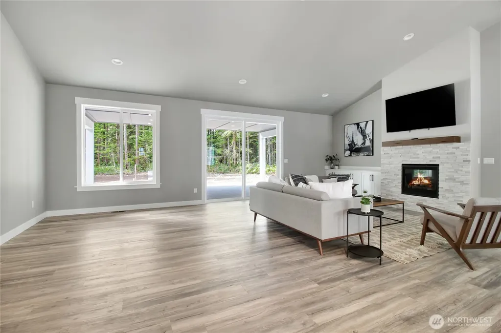 30732 419th Avenue NE Arlington WA 98223