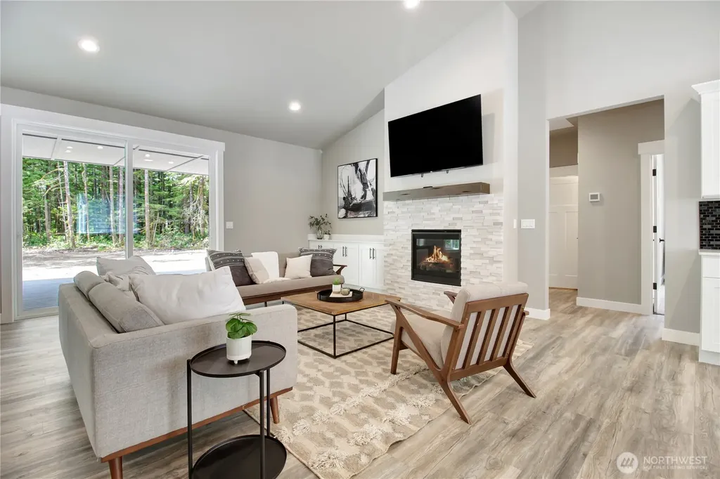 30732 419th Avenue NE Arlington WA 98223