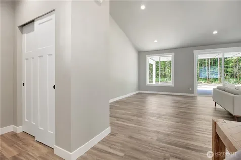 30732 419th Avenue NE Arlington WA 98223