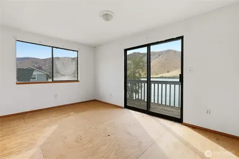 513 Riverview Drive Orondo WA 98843