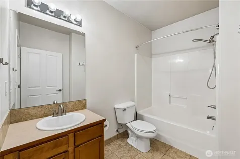 14915 38th Drive SE Bothell WA 98012