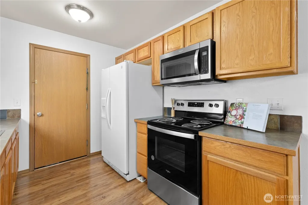 4837 Bowwood Circle NE Bremerton WA 98310