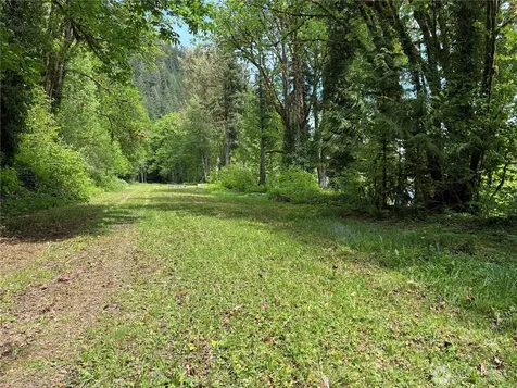 10909 State Route 530 Rockport WA 98283