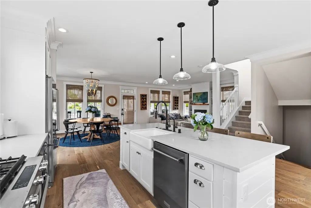 310 Compass Street Pacific Beach WA 98571