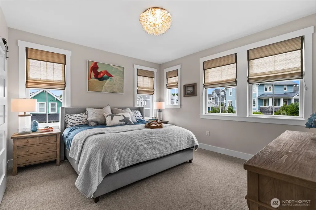 310 Compass Street Pacific Beach WA 98571