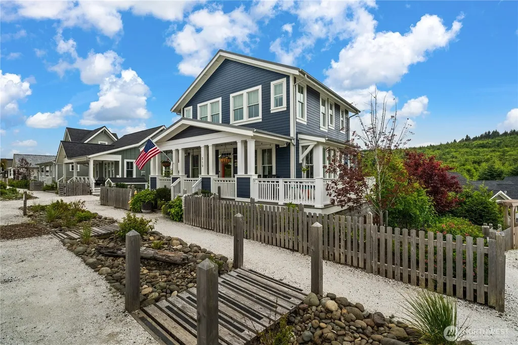 310 Compass Street Pacific Beach WA 98571