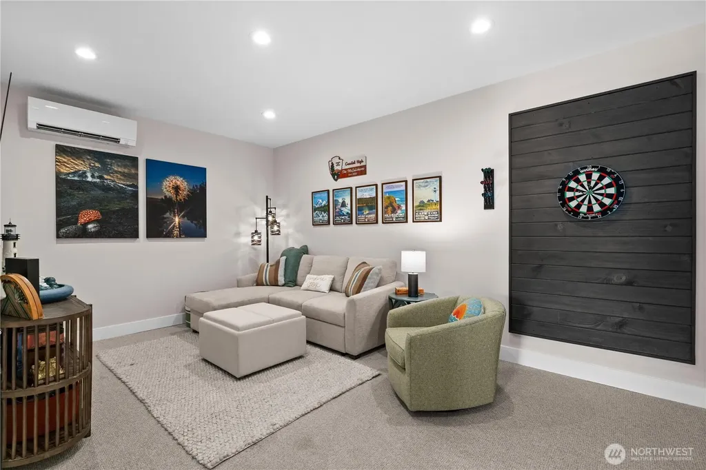 310 Compass Street Pacific Beach WA 98571