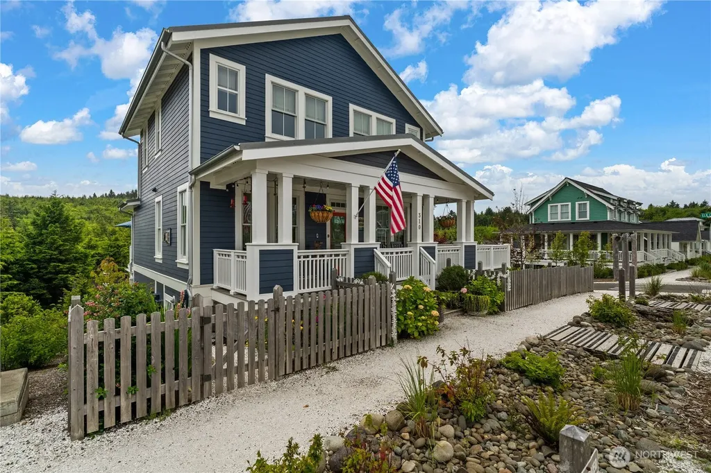 310 Compass Street Pacific Beach WA 98571