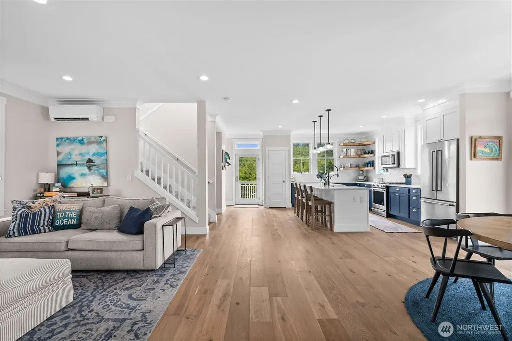 310 Compass Street Pacific Beach WA 98571