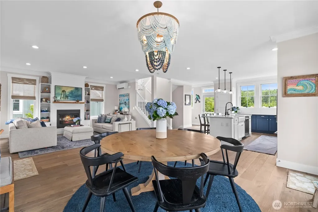 310 Compass Street Pacific Beach WA 98571