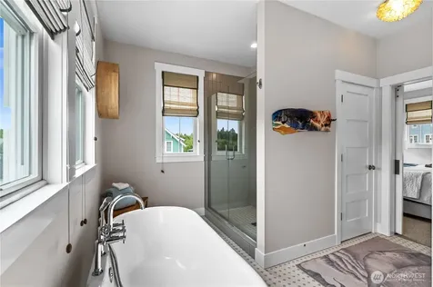 310 Compass Street Pacific Beach WA 98571