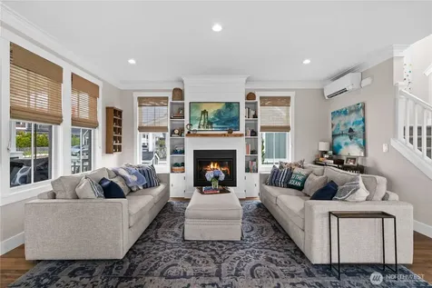 310 Compass Street Pacific Beach WA 98571
