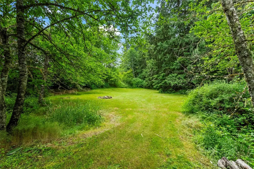 22204 State Route 706 E Elbe WA 98330