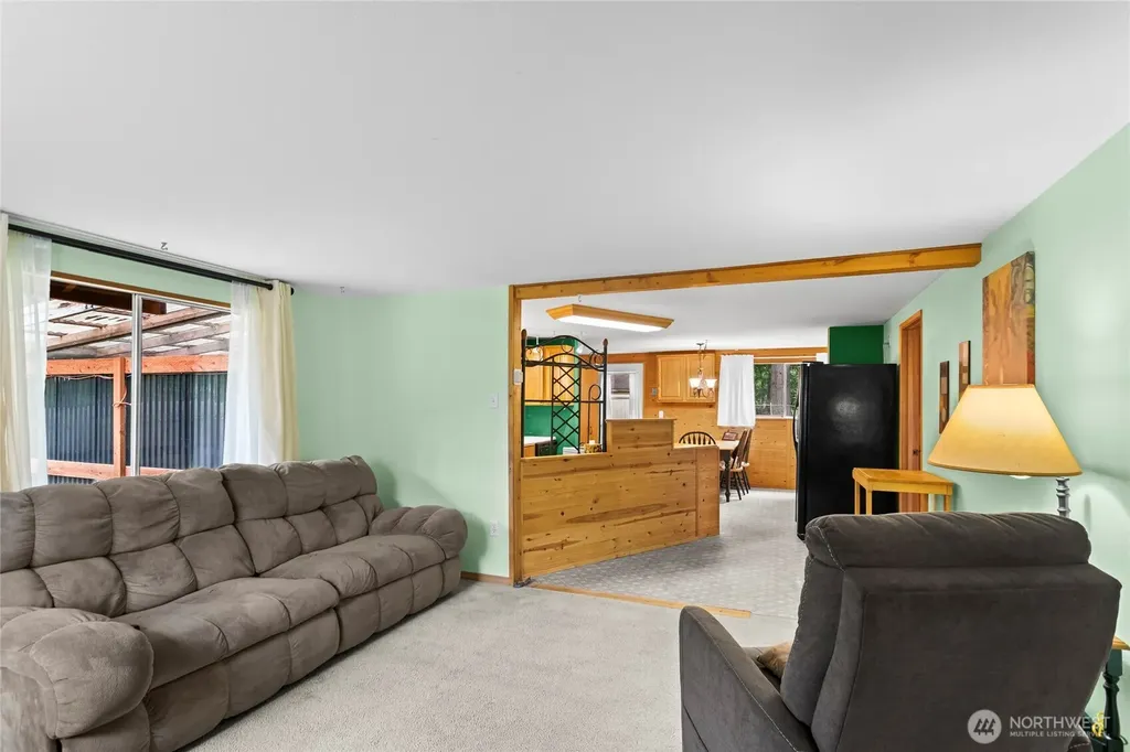 22204 State Route 706 E Elbe WA 98330