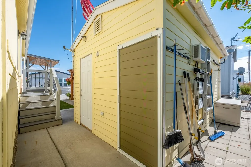 17693 Rd 5 NW Quincy WA 98848