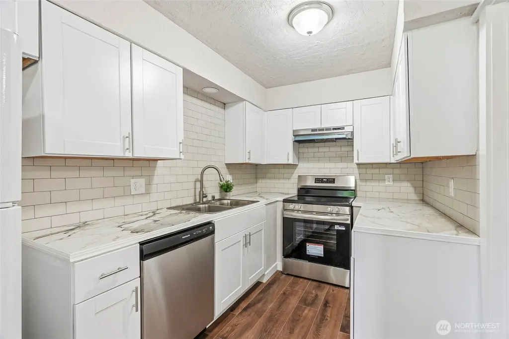 2843 Hemlock Street Longview WA 98632