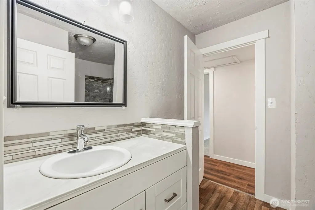 2843 Hemlock Street Longview WA 98632