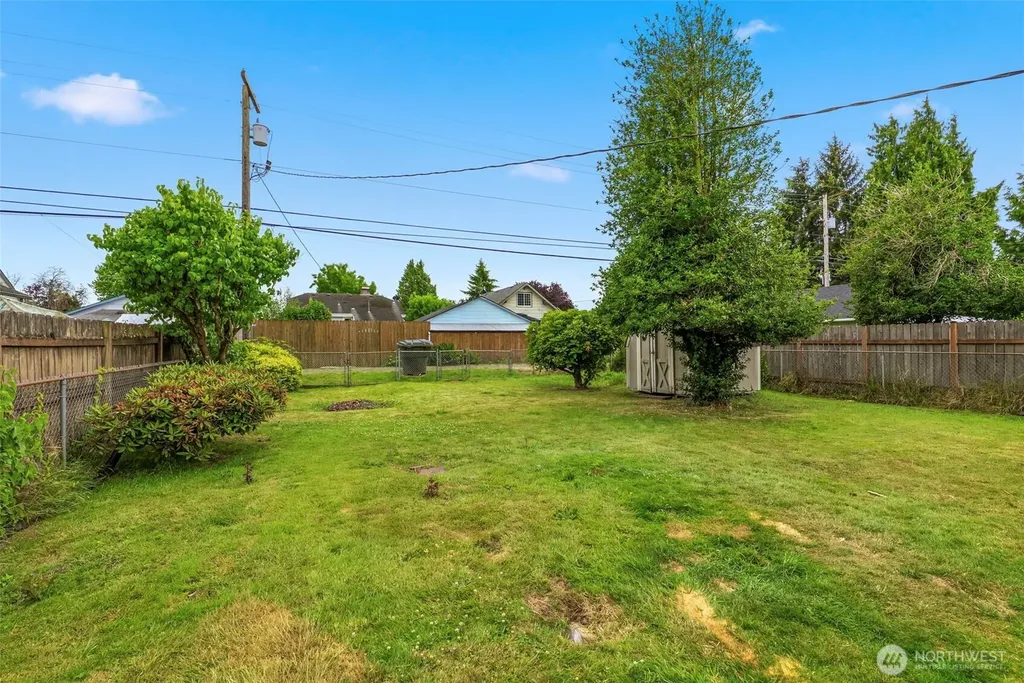 2843 Hemlock Street Longview WA 98632