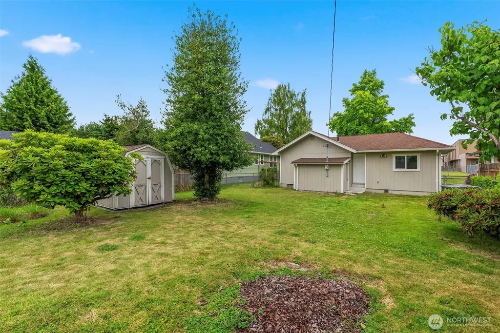 2843 Hemlock Street Longview WA 98632