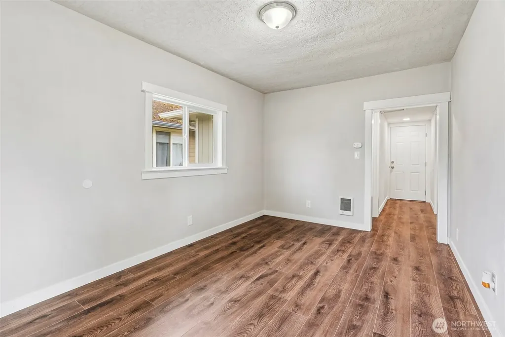 2843 Hemlock Street Longview WA 98632
