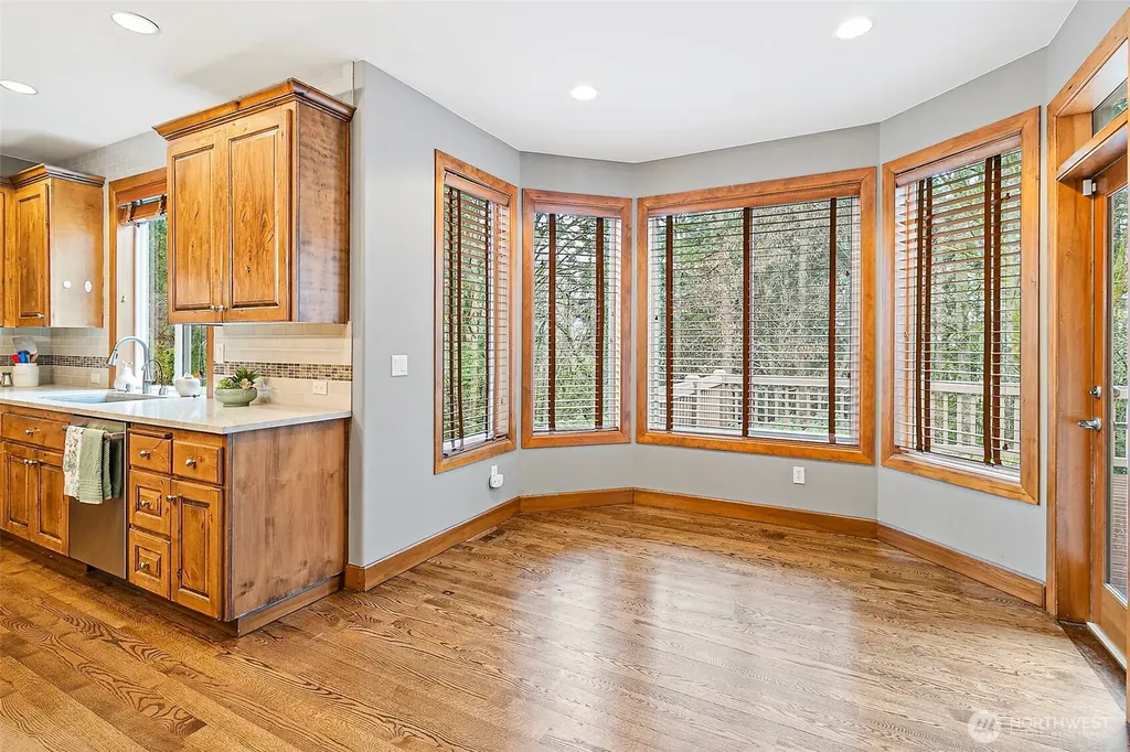 14225 SE 87th Place Newcastle WA 98059
