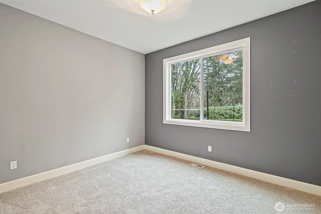 14225 SE 87th Place Newcastle WA 98059