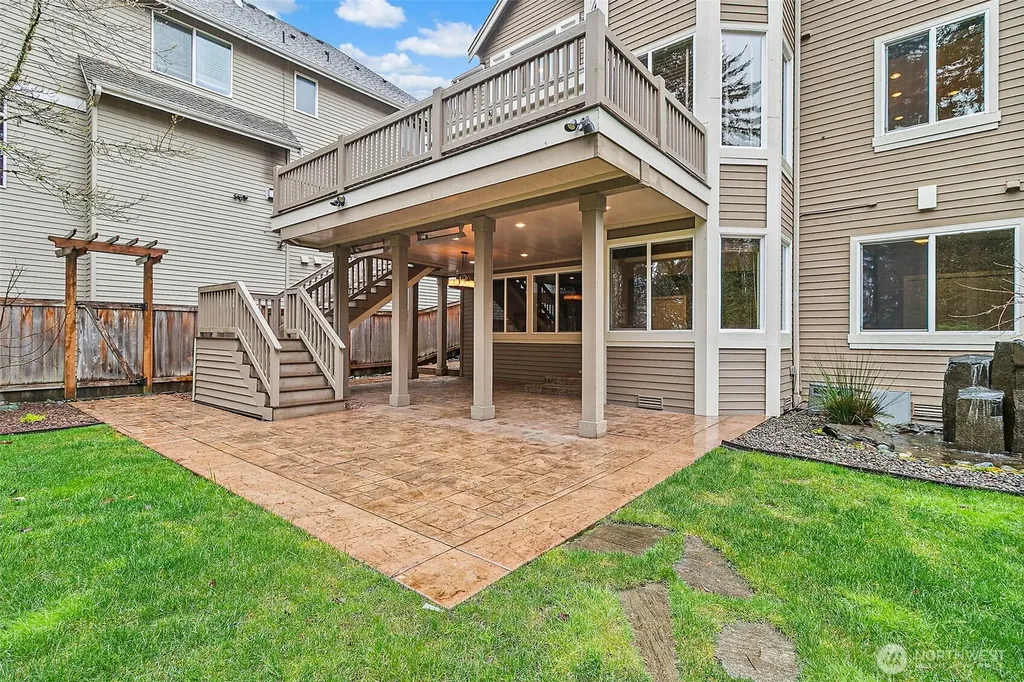 14225 SE 87th Place Newcastle WA 98059