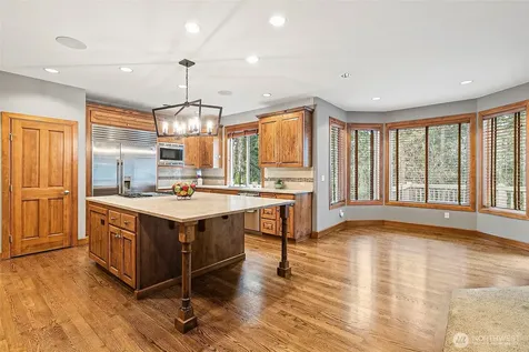 14225 SE 87th Place Newcastle WA 98059