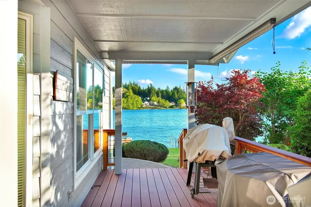 90 SE Crescent Drive Shelton WA 98584