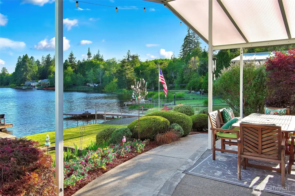 90 SE Crescent Drive Shelton WA 98584
