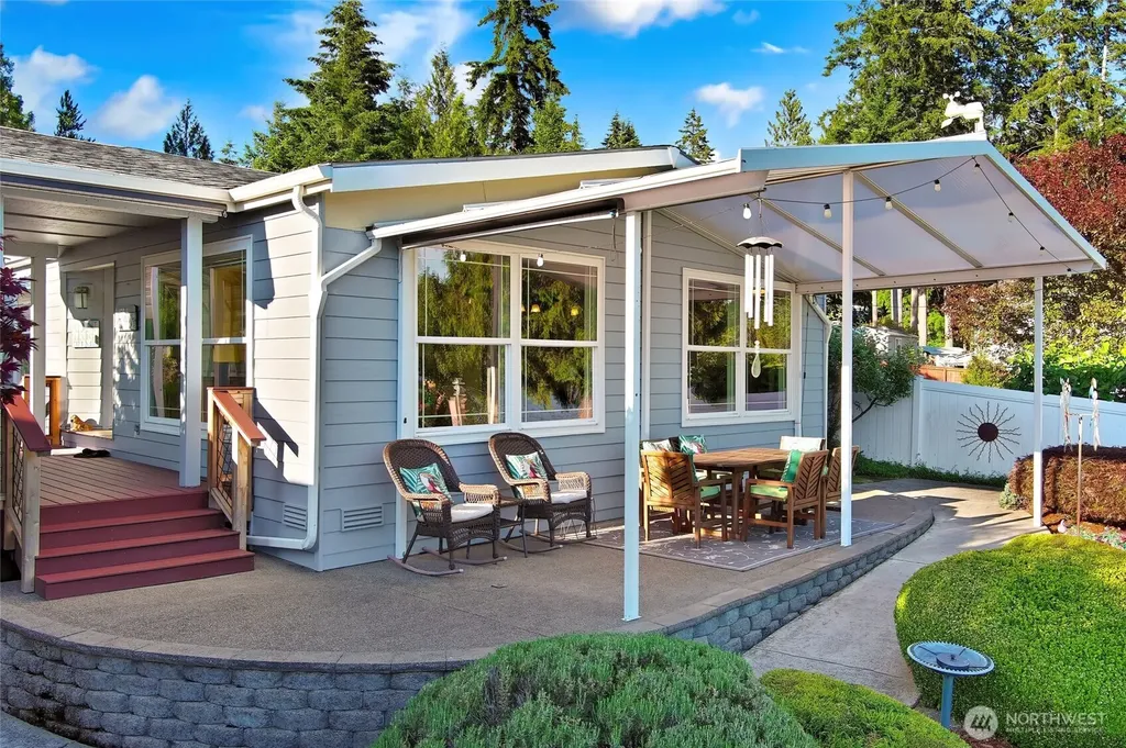 90 SE Crescent Drive Shelton WA 98584