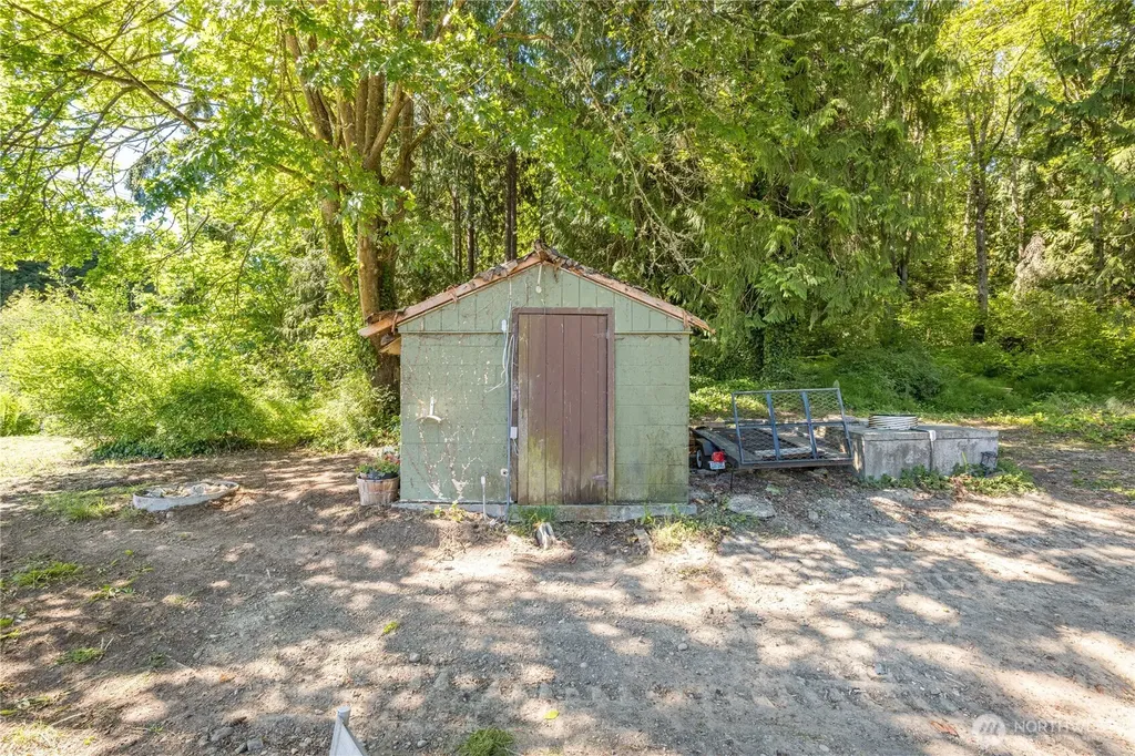 1861 S 3rd Avenue Sequim WA 98382