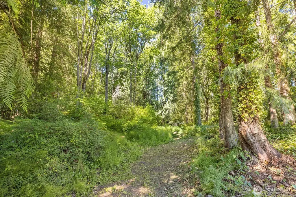 1861 S 3rd Avenue Sequim WA 98382
