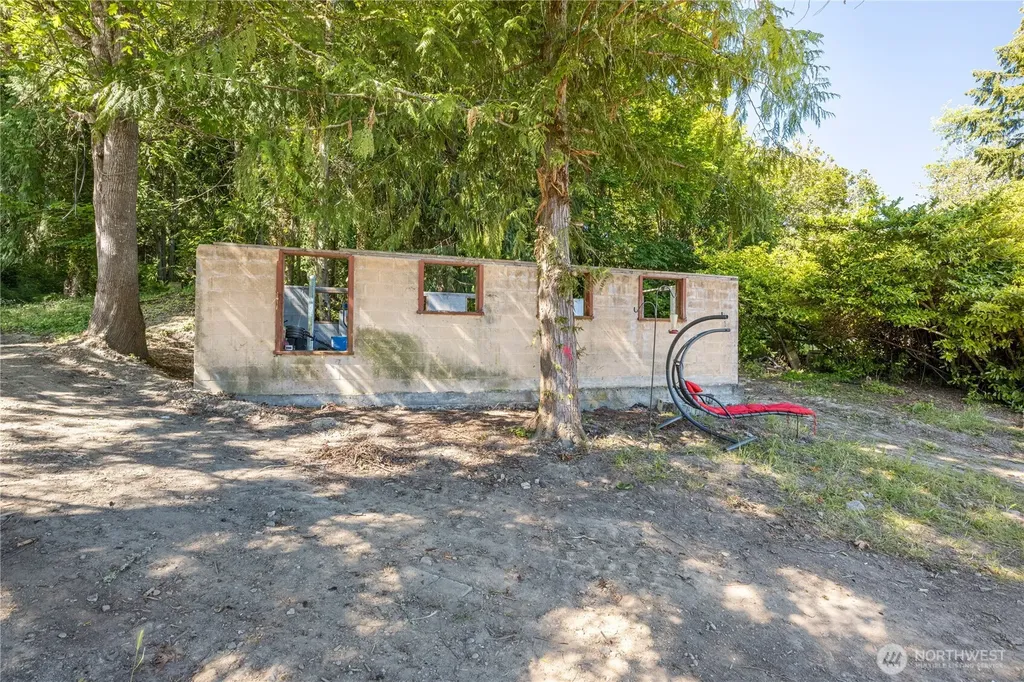 1861 S 3rd Avenue Sequim WA 98382