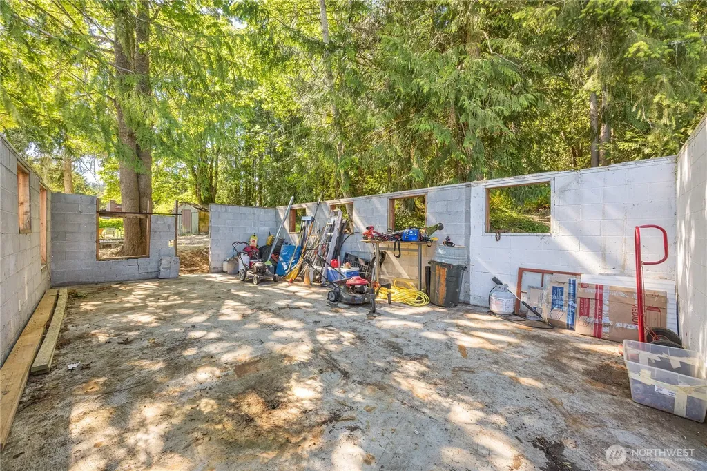1861 S 3rd Avenue Sequim WA 98382