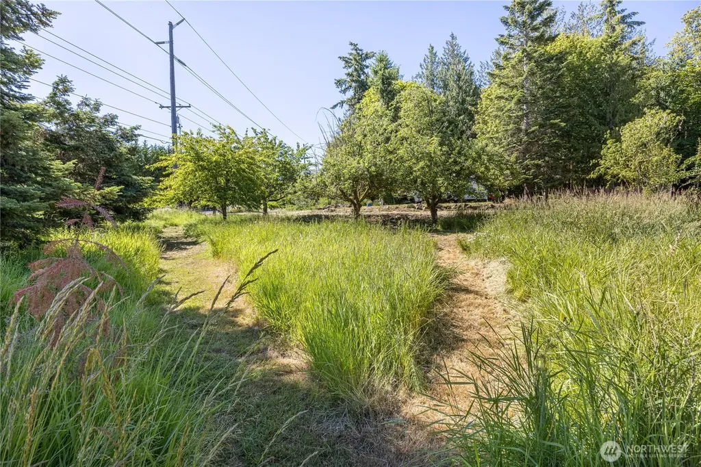 1861 S 3rd Avenue Sequim WA 98382
