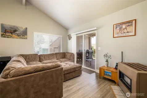 270 Ridge Loop Road Cle Elum WA 98922