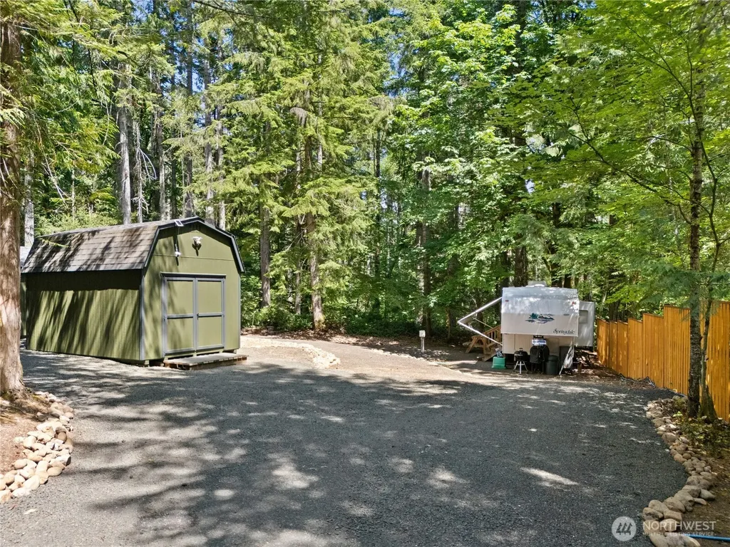 370 N Mount Jupiter Drive Hoodsport WA 98548