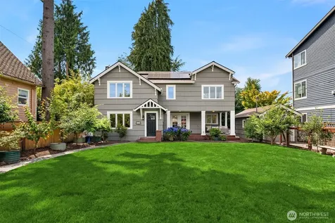 3435 Walnut Avenue SW Seattle WA 98116