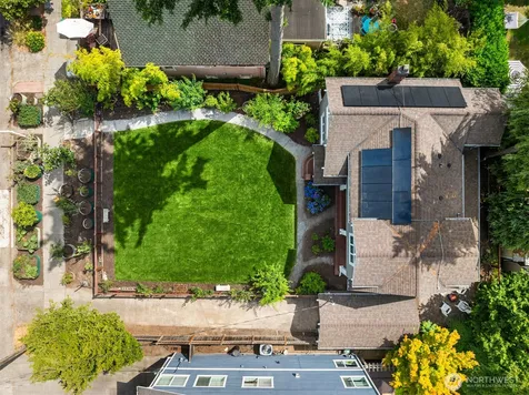 3435 Walnut Avenue SW Seattle WA 98116