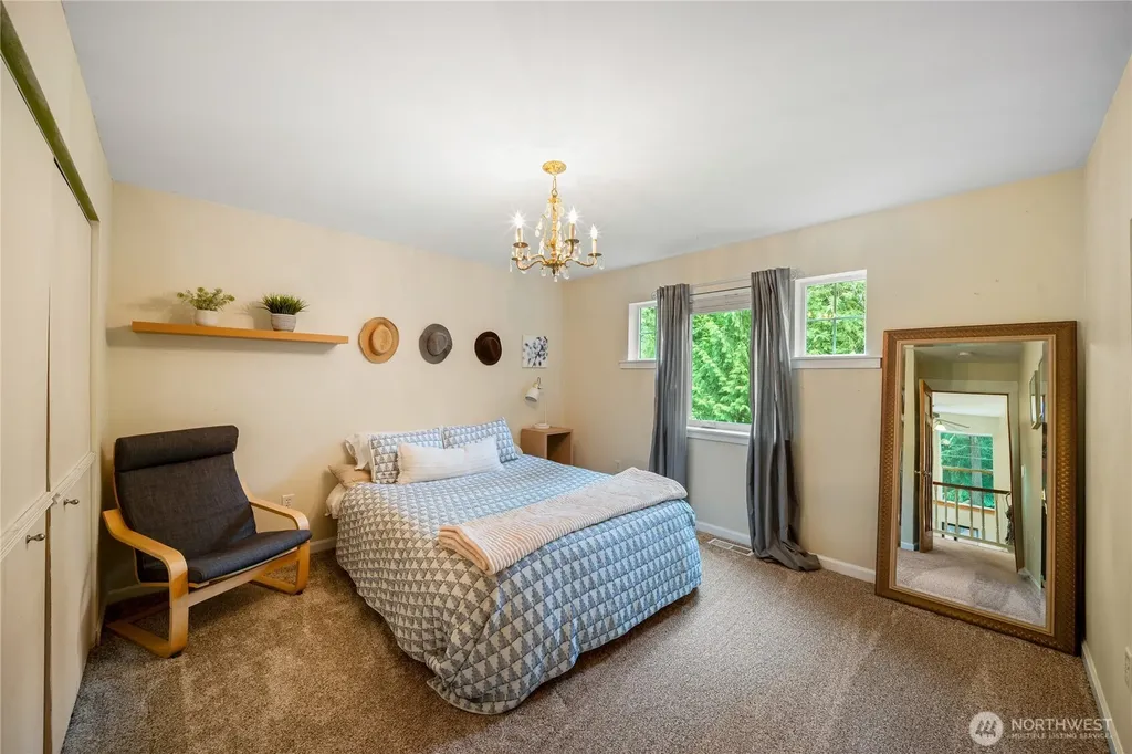 6127 Lemon Road NE Olympia WA 98506