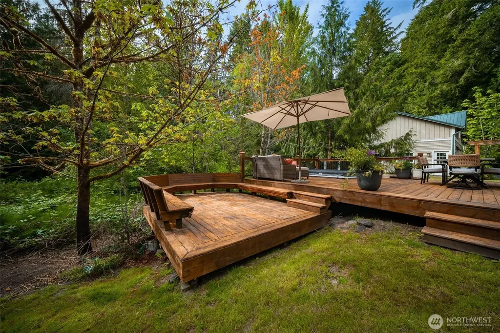 6127 Lemon Road NE Olympia WA 98506
