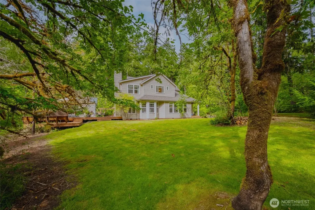 6127 Lemon Road NE Olympia WA 98506