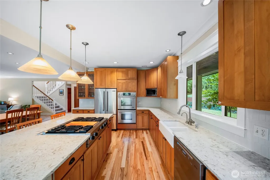 6127 Lemon Road NE Olympia WA 98506