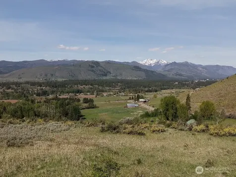 42 Prospect Road Winthrop WA 98862